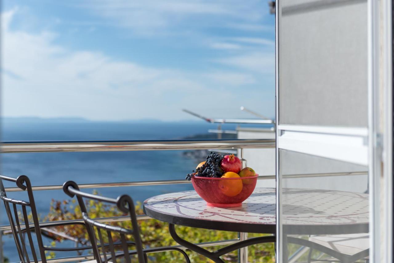 Pikolo Apartments Omis Tice Экстерьер фото